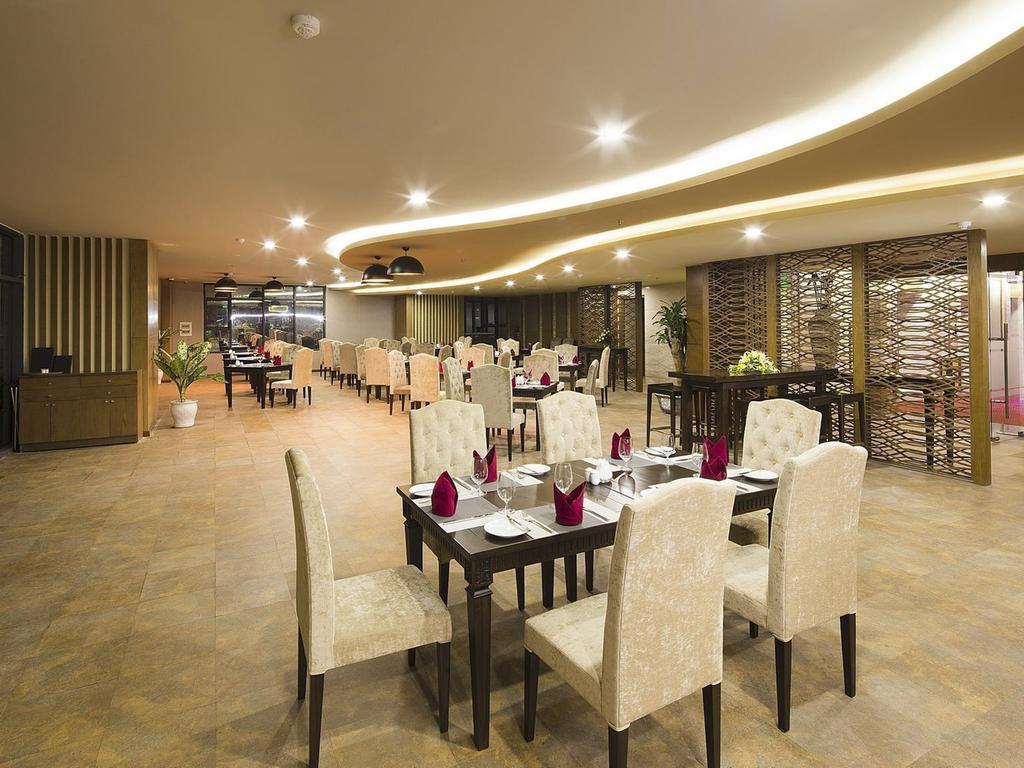 Maika Condotel Nha Trang Buitenkant foto