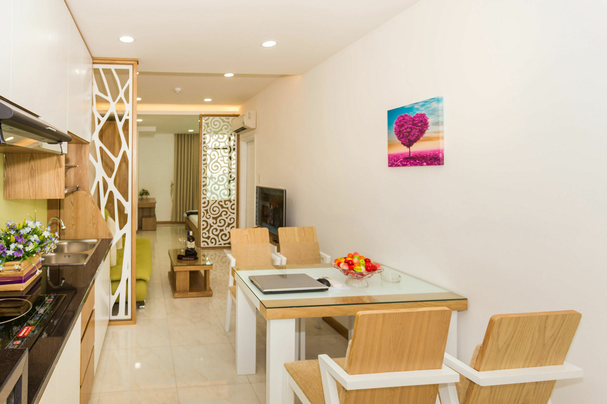 Maika Condotel Nha Trang Buitenkant foto