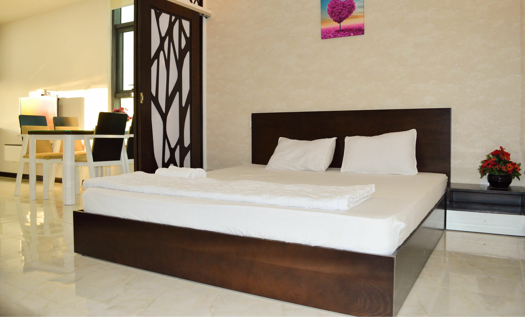 Maika Condotel Nha Trang Buitenkant foto